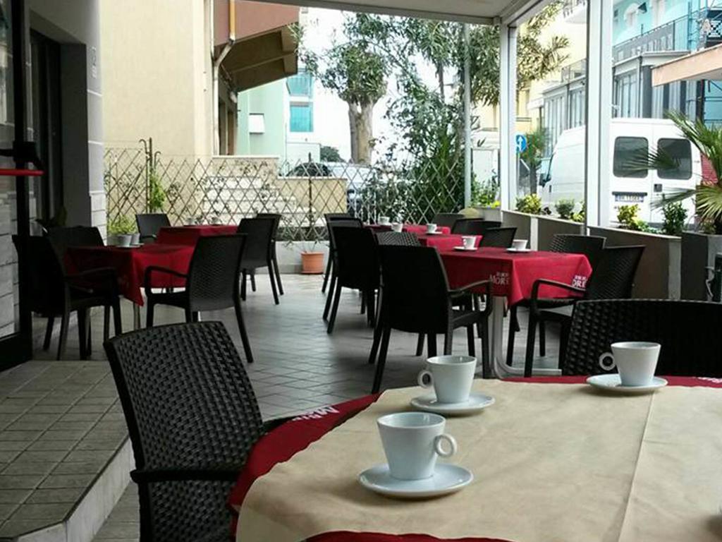 Hotel Laura Rimini Buitenkant foto
